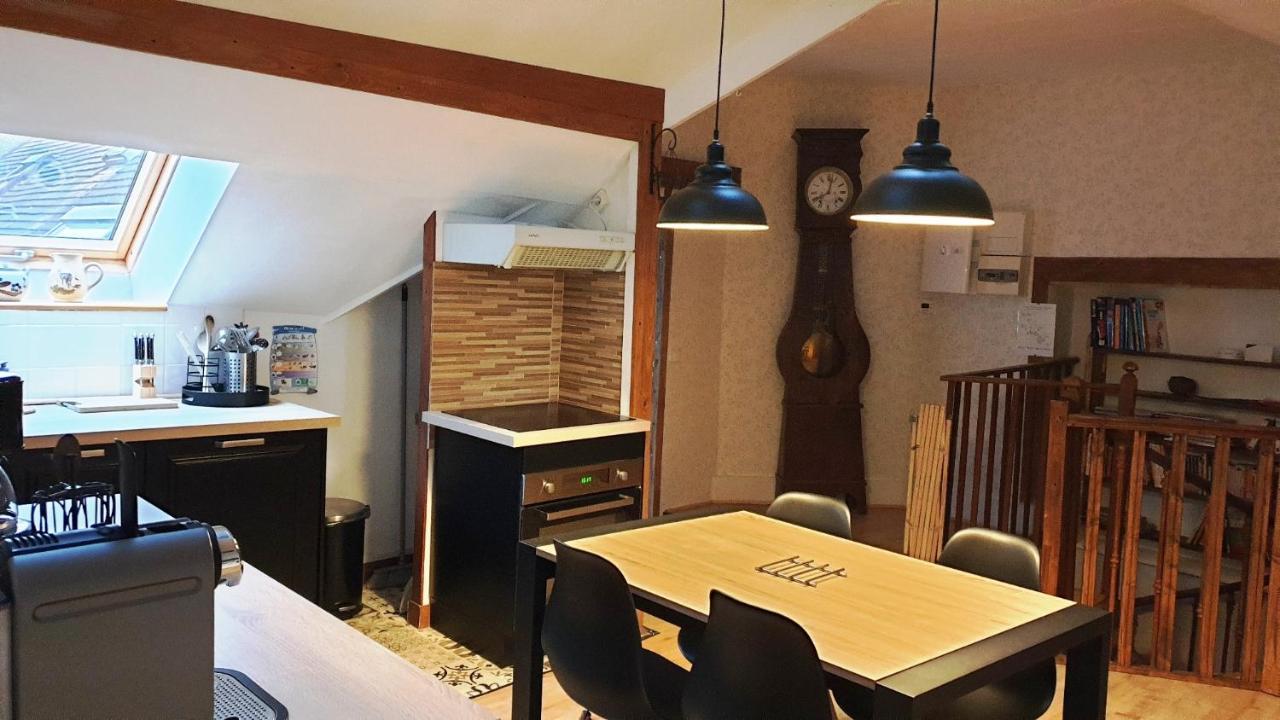 Holiday home Gite 3 Du Chateau De Feschaux *